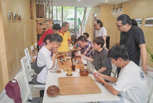 再访越南围棋：巧遇围棋之父 智运会续写交流新章
